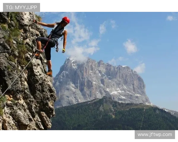 王军独家分享攀岩技巧与心得体会助你征服高峰 王军独家分享攀岩技巧与心得体会助你征服高峰