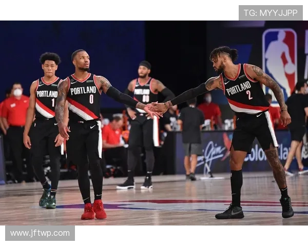 2013年NBA季后赛开拓者与快船激战回顾精彩瞬间与关键时刻分析